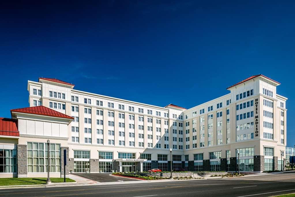 Hotel Madison & Shenandoah Conference Ctr. Harrisonburg Exteriör bild
